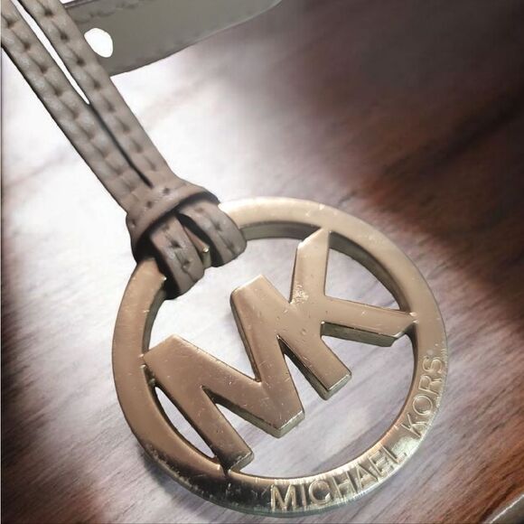 Michael Kors Tan Leather Strap with Gold Logo Replacement Straps In Good Conditi - Picture 4 of 4